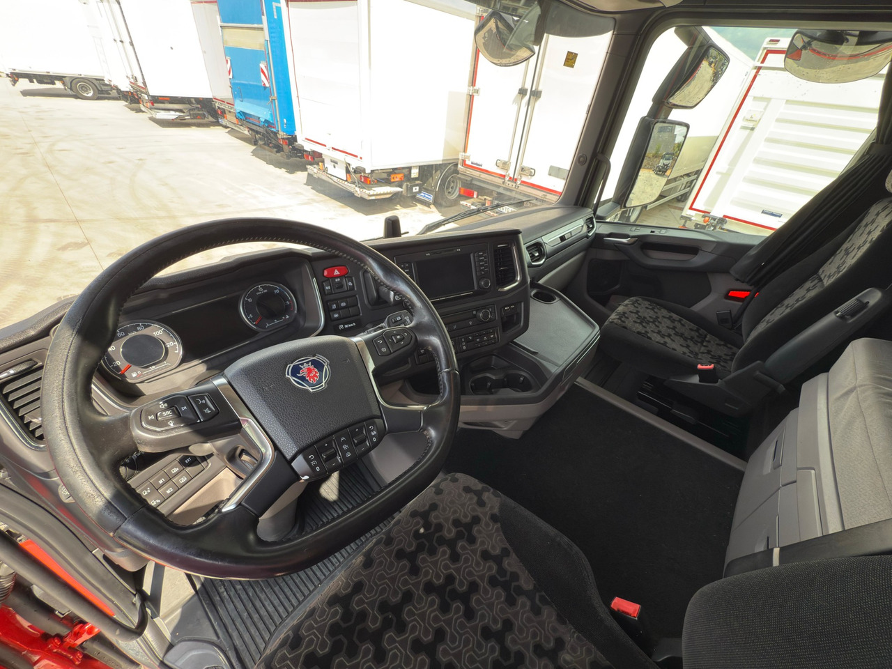 SCANIA R450 E6 (Chassis) - Kamion-šasija: slika SCANIA R450 E6 (Chassis) - Kamion-šasija SCANIA R450 E6 (Chassis) - Kamion-šasija: slika SCANIA R450 E6 (Chassis) - Kamion-šasija