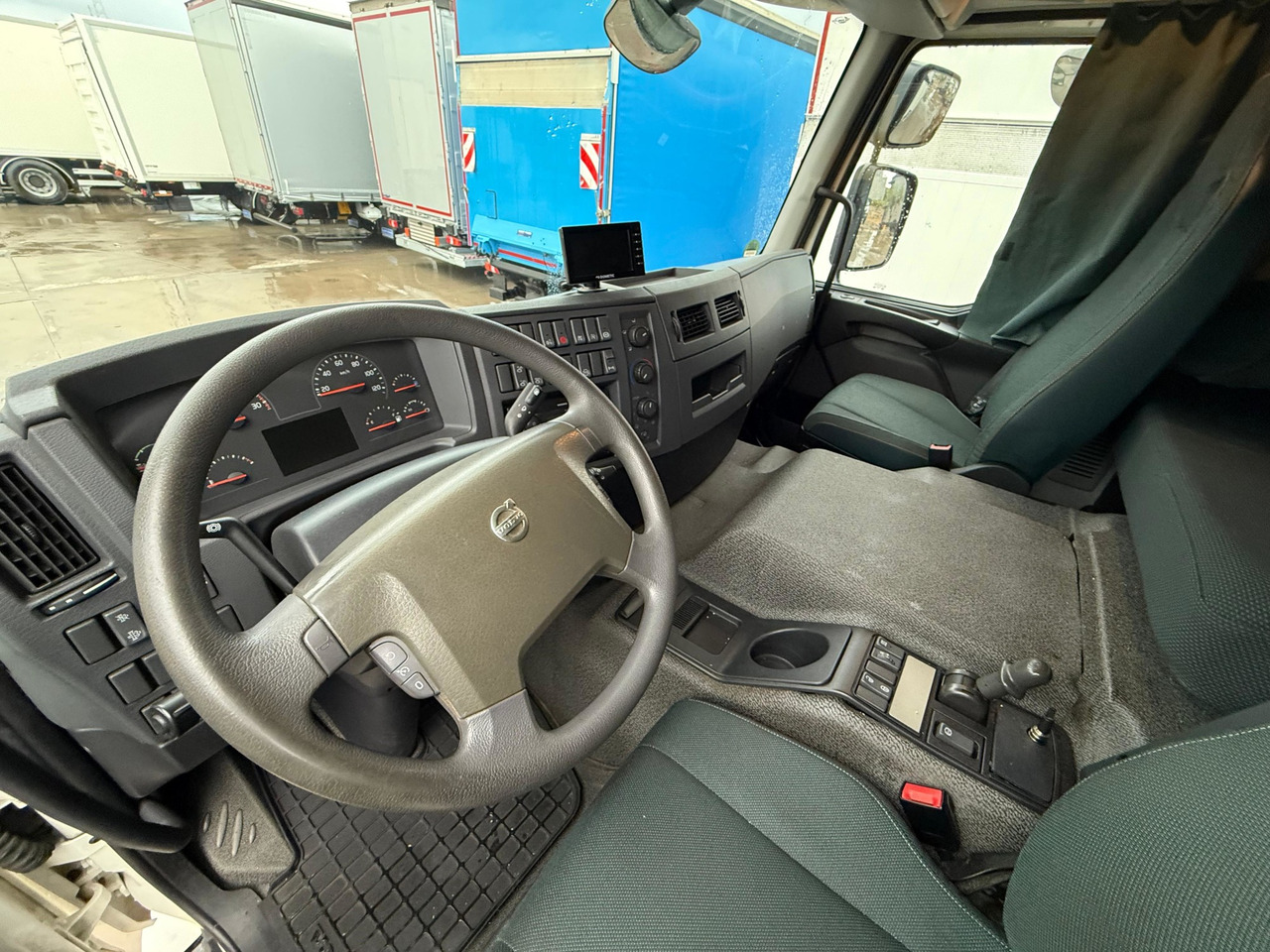 VOLVO FE320 E6 (Refrigerator) - Kamion hladnjača: slika VOLVO FE320 E6 (Refrigerator) - Kamion hladnjača VOLVO FE320 E6 (Refrigerator) - Kamion hladnjača: slika VOLVO FE320 E6 (Refrigerator) - Kamion hladnjača