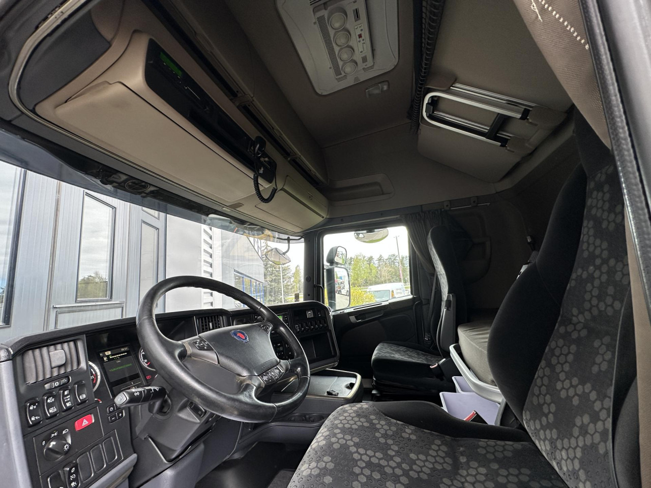 SCANIA R 410 LA4x2MNA - Tegljač: slika SCANIA R 410 LA4x2MNA - Tegljač SCANIA R 410 LA4x2MNA - Tegljač: slika SCANIA R 410 LA4x2MNA - Tegljač