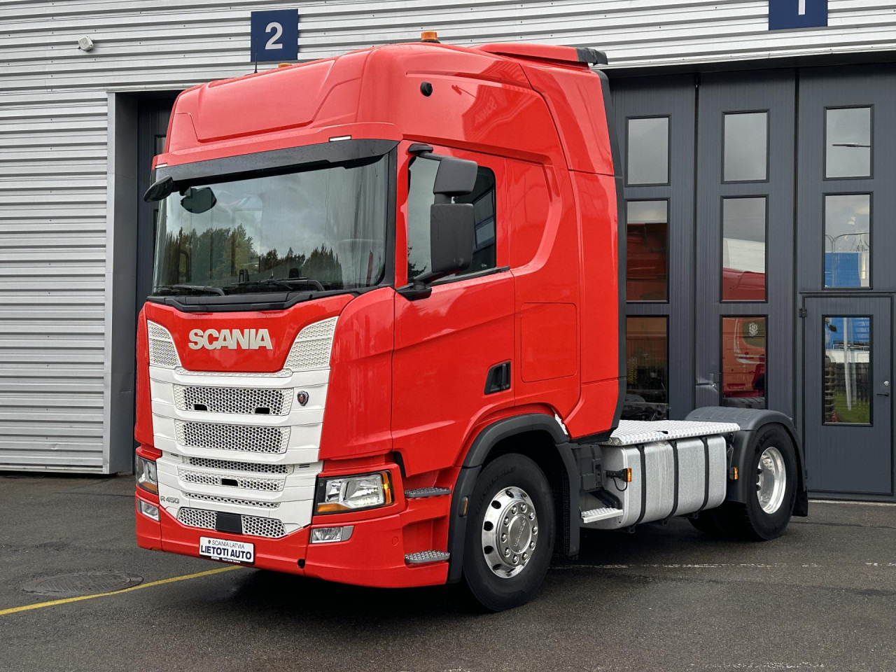 SCANIA R 450 A4x2NA - Tegljač: slika SCANIA R 450 A4x2NA - Tegljač SCANIA R 450 A4x2NA - Tegljač: slika SCANIA R 450 A4x2NA - Tegljač