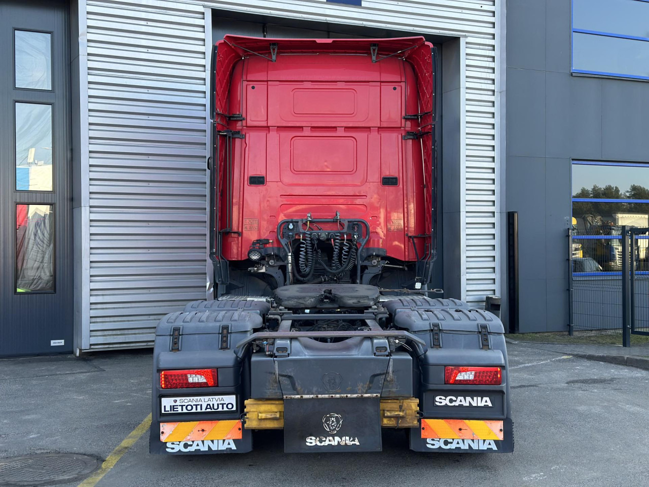 Tegljač SCANIA R 450 LA6x2MNA: slika Tegljač SCANIA R 450 LA6x2MNA