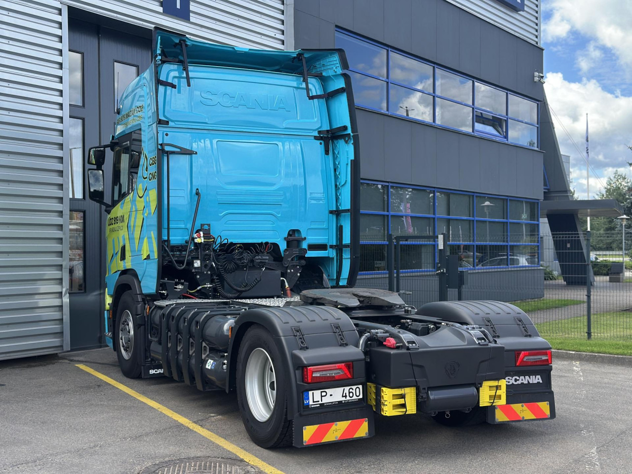 SCANIA R 460 A4x2NB - Tegljač: slika SCANIA R 460 A4x2NB - Tegljač SCANIA R 460 A4x2NB - Tegljač: slika SCANIA R 460 A4x2NB - Tegljač