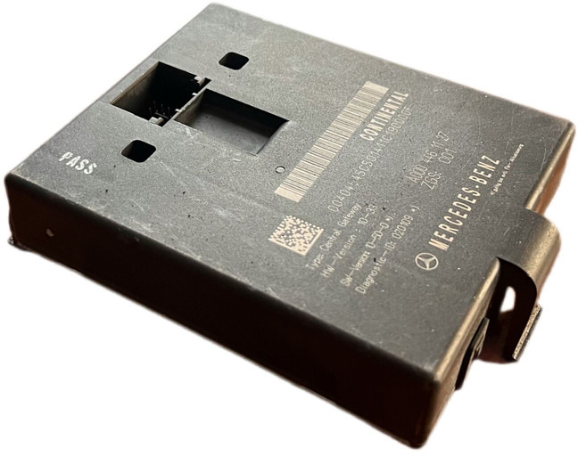 Mercedes-Benz 2013 - Upravljačka jedinica (ECU): slika Mercedes-Benz 2013 - Upravljačka jedinica (ECU) Mercedes-Benz 2013 - Upravljačka jedinica (ECU): slika Mercedes-Benz 2013 - Upravljačka jedinica (ECU)