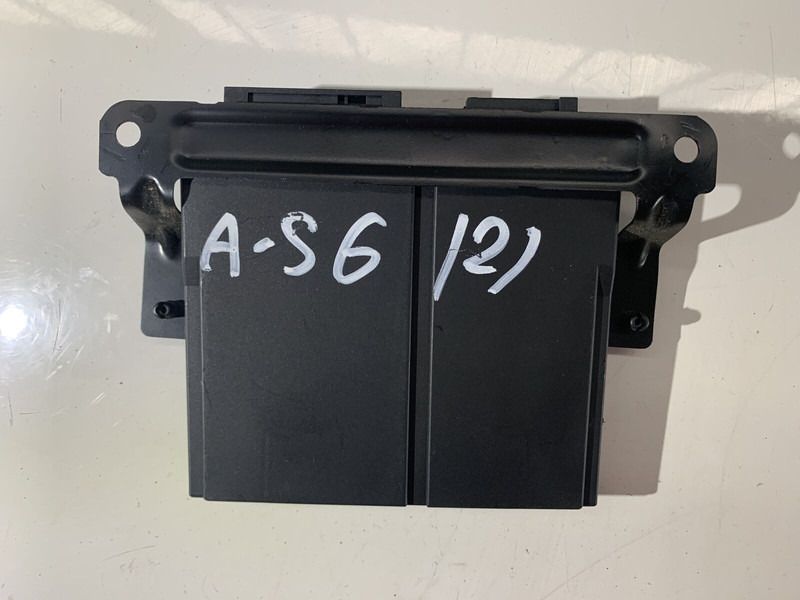 Mercedes-Benz ACTROS - Upravljačka jedinica (ECU): slika Mercedes-Benz ACTROS - Upravljačka jedinica (ECU) Mercedes-Benz ACTROS - Upravljačka jedinica (ECU): slika Mercedes-Benz ACTROS - Upravljačka jedinica (ECU)