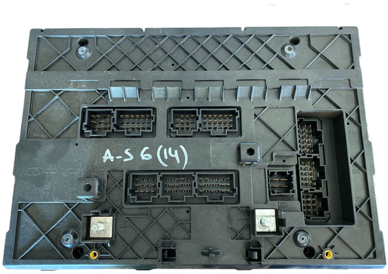 Mercedes-Benz  - Upravljačka jedinica (ECU): slika Mercedes-Benz  - Upravljačka jedinica (ECU) Mercedes-Benz  - Upravljačka jedinica (ECU): slika Mercedes-Benz  - Upravljačka jedinica (ECU)