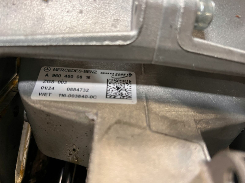 Mercedes-Benz MP5 - Upravljački stup: slika Mercedes-Benz MP5 - Upravljački stup Mercedes-Benz MP5 - Upravljački stup: slika Mercedes-Benz MP5 - Upravljački stup