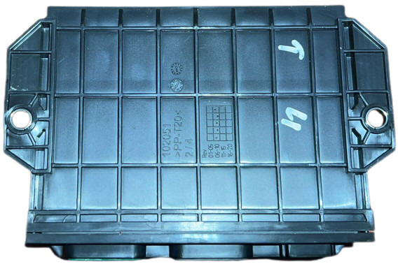 Renault - Upravljačka jedinica (ECU): slika Renault - Upravljačka jedinica (ECU) Renault - Upravljačka jedinica (ECU): slika Renault - Upravljačka jedinica (ECU)