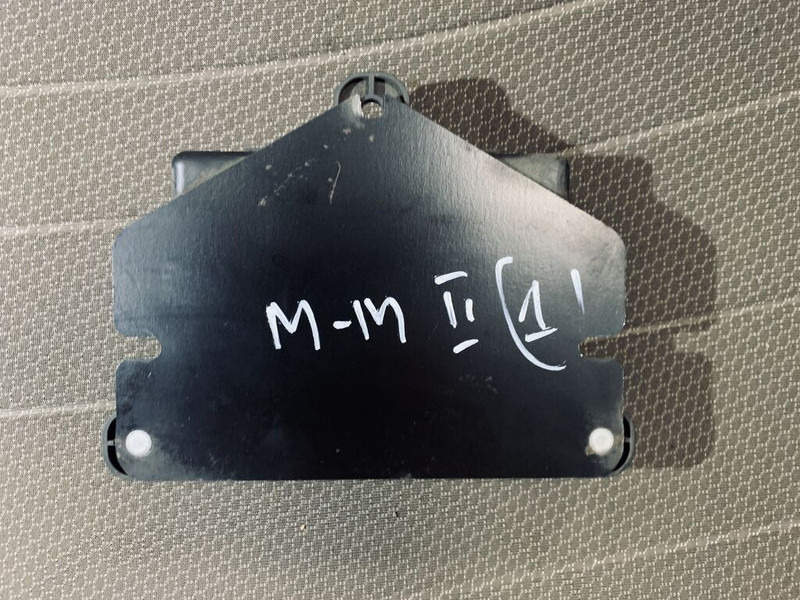 Renault PREMIUM - Upravljačka jedinica (ECU): slika Renault PREMIUM - Upravljačka jedinica (ECU) Renault PREMIUM - Upravljačka jedinica (ECU): slika Renault PREMIUM - Upravljačka jedinica (ECU)