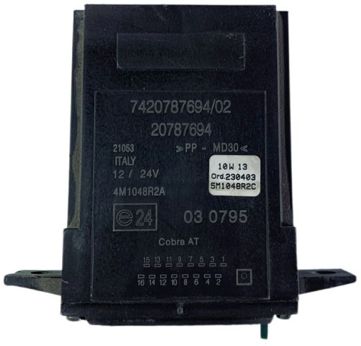 Renault PREMIUM - Upravljačka jedinica (ECU): slika Renault PREMIUM - Upravljačka jedinica (ECU) Renault PREMIUM - Upravljačka jedinica (ECU): slika Renault PREMIUM - Upravljačka jedinica (ECU)