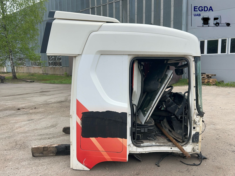 Scania - Kabina i unutrašnjost: slika Scania - Kabina i unutrašnjost Scania - Kabina i unutrašnjost: slika Scania - Kabina i unutrašnjost