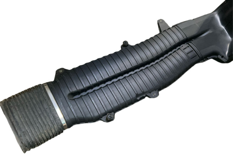 Volvo 2022 - Cijev usisa: slika Volvo 2022 - Cijev usisa Volvo 2022 - Cijev usisa: slika Volvo 2022 - Cijev usisa