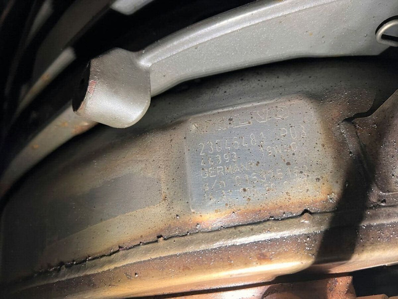 Volvo 23046481 P03 - Katalizator: slika Volvo 23046481 P03 - Katalizator Volvo 23046481 P03 - Katalizator: slika Volvo 23046481 P03 - Katalizator