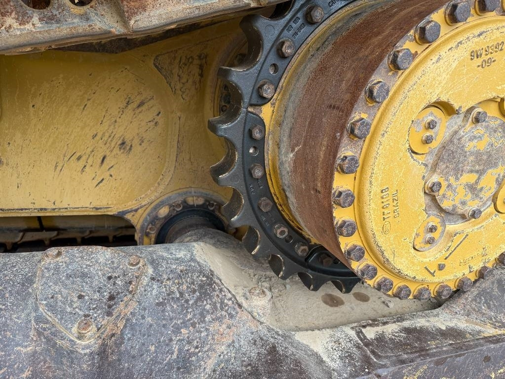 Buldožer CAT D 8 T LGP: slika Buldožer CAT D 8 T LGP