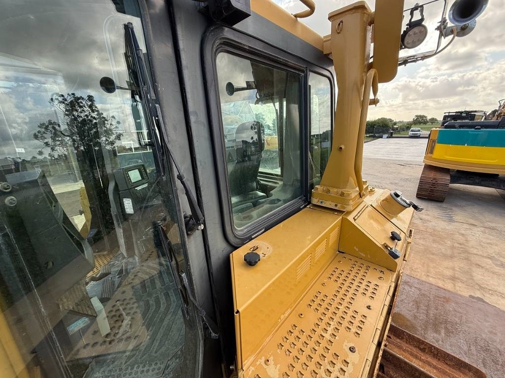 Buldožer CAT D 8 T LGP: slika Buldožer CAT D 8 T LGP