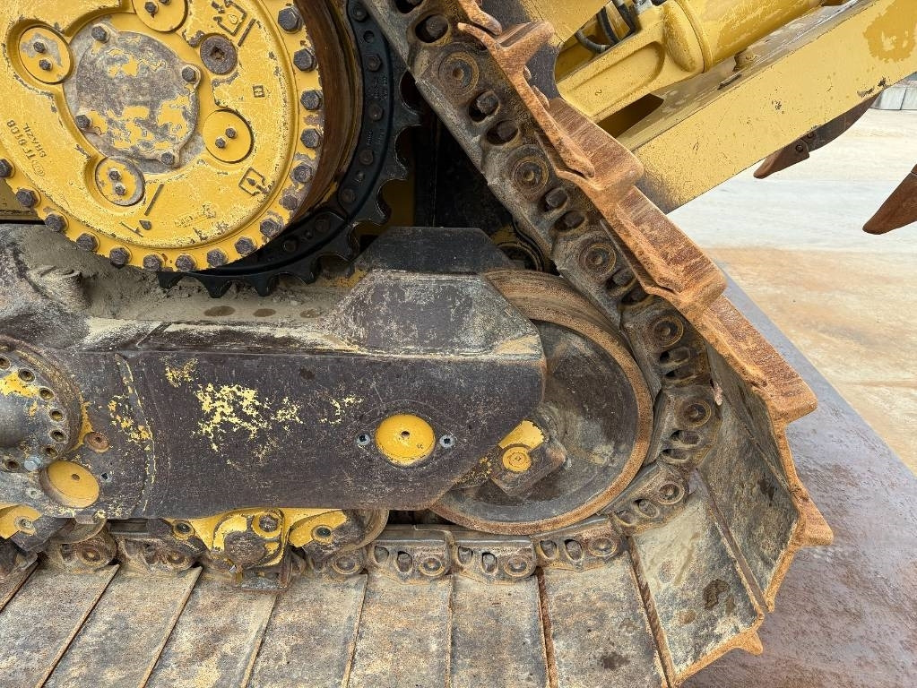 Buldožer CAT D 8 T LGP: slika Buldožer CAT D 8 T LGP