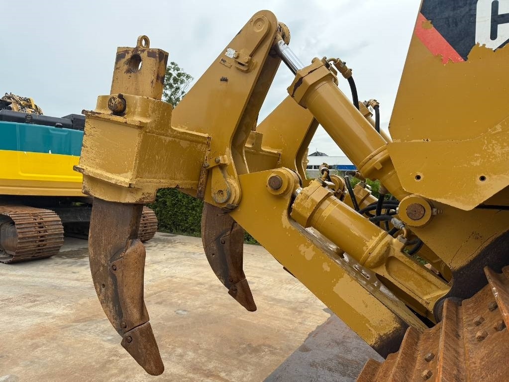 Buldožer CAT D 8 T LGP: slika Buldožer CAT D 8 T LGP