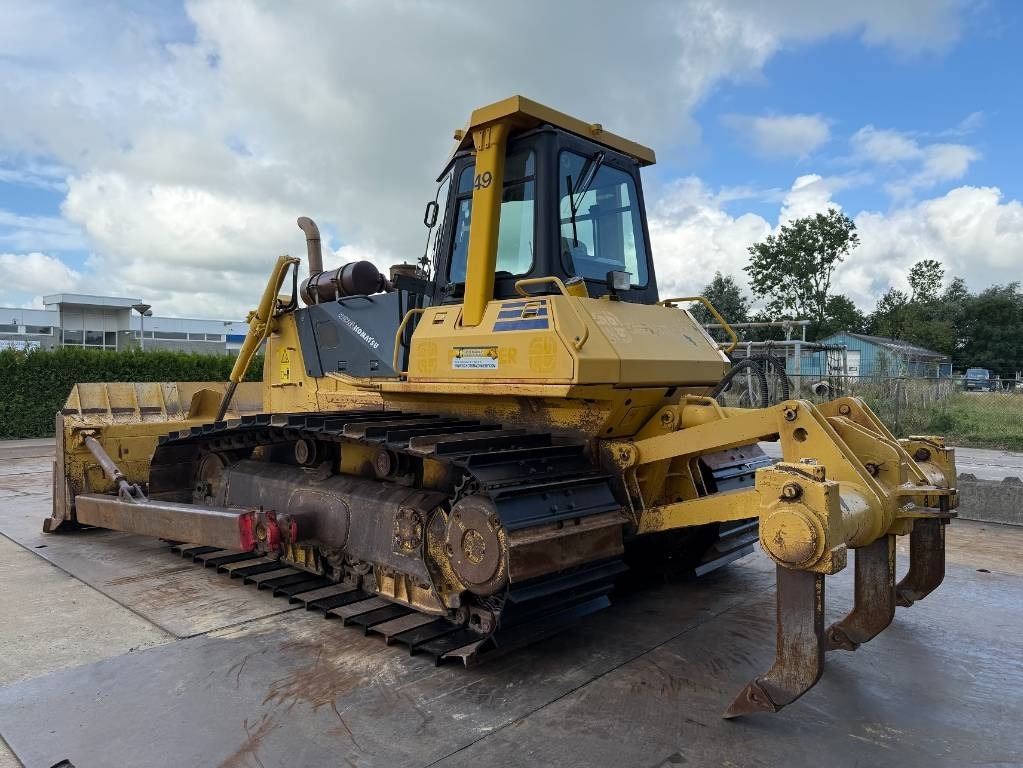 Komatsu D 65 PX-12 - Buldožer: slika Komatsu D 65 PX-12 - Buldožer Komatsu D 65 PX-12 - Buldožer: slika Komatsu D 65 PX-12 - Buldožer