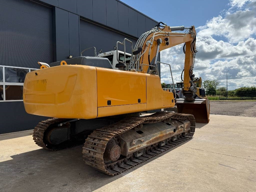 Liebherr R 922 LC - Bager gusjeničar: slika Liebherr R 922 LC - Bager gusjeničar Liebherr R 922 LC - Bager gusjeničar: slika Liebherr R 922 LC - Bager gusjeničar