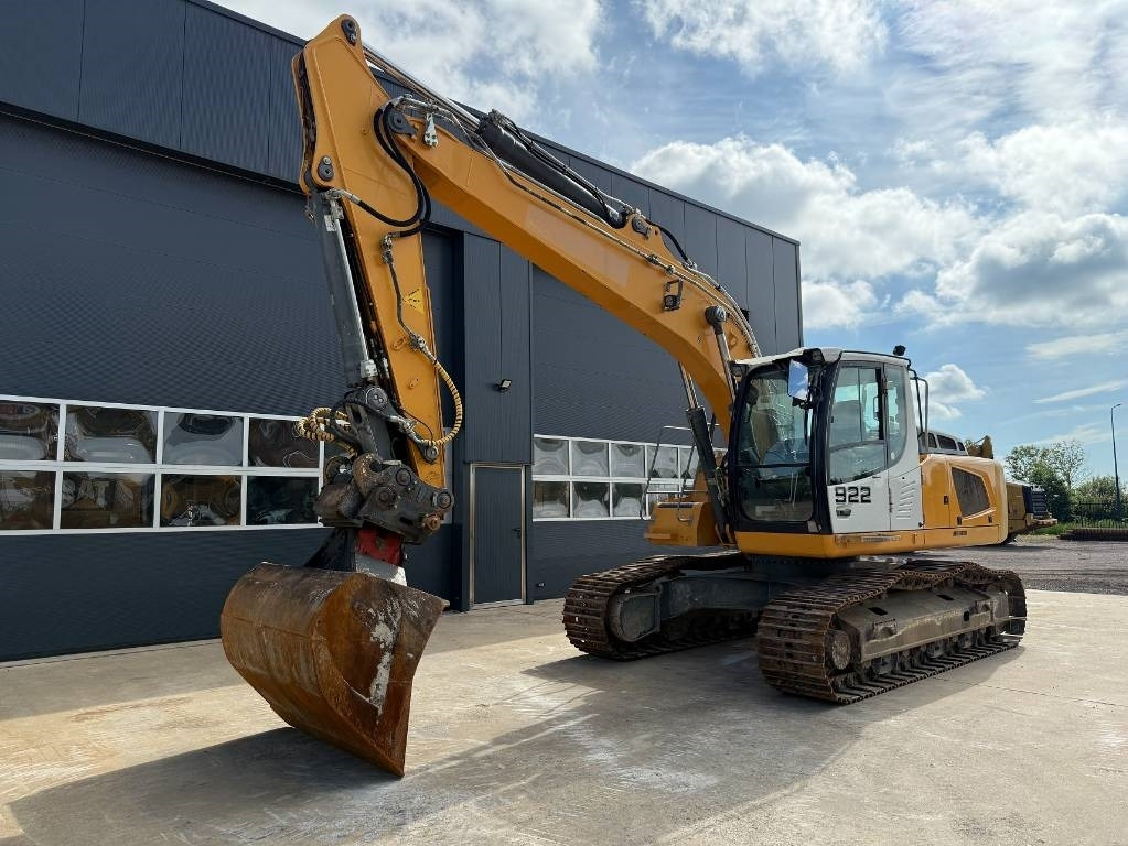 Liebherr R922 LC - Bager gusjeničar: slika Liebherr R922 LC - Bager gusjeničar Liebherr R922 LC - Bager gusjeničar: slika Liebherr R922 LC - Bager gusjeničar