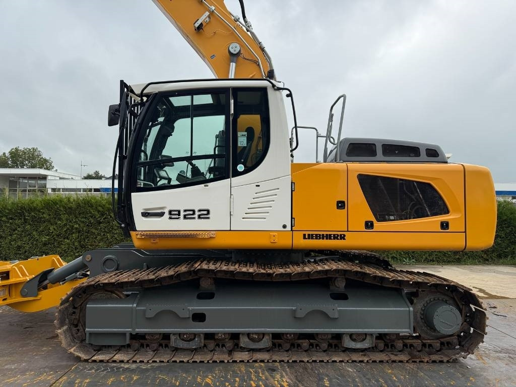 Liebherr R922 LC car dismantler - Bager za rušenje: slika Liebherr R922 LC car dismantler - Bager za rušenje Liebherr R922 LC car dismantler - Bager za rušenje: slika Liebherr R922 LC car dismantler - Bager za rušenje