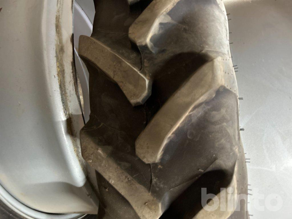 Alliance 270/95 R36 - Kompletan kotač: slika Alliance 270/95 R36 - Kompletan kotač Alliance 270/95 R36 - Kompletan kotač: slika Alliance 270/95 R36 - Kompletan kotač