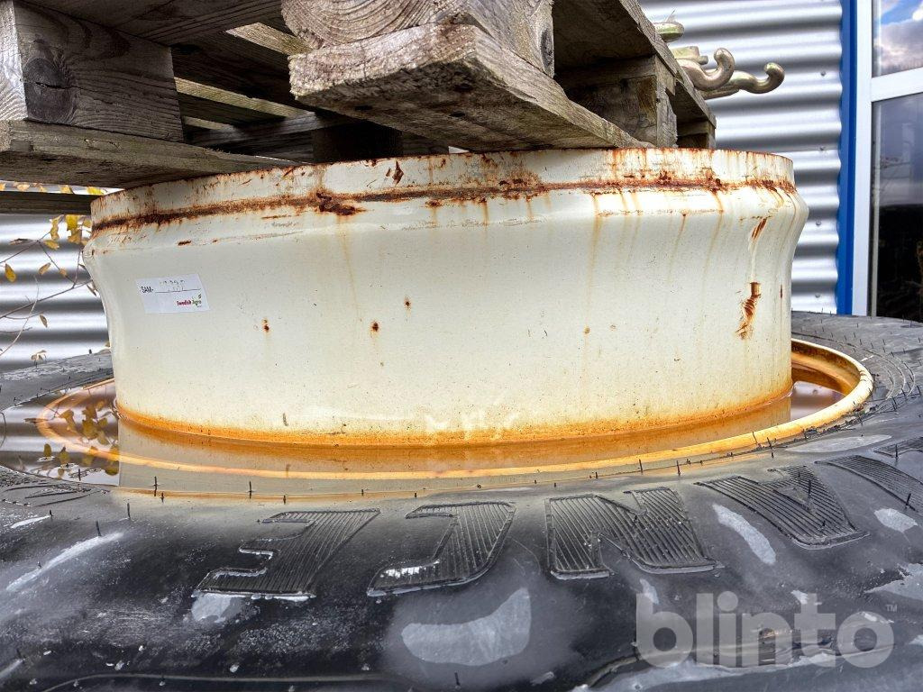 Alliance 520/85-R42 - Kompletan kotač: slika Alliance 520/85-R42 - Kompletan kotač Alliance 520/85-R42 - Kompletan kotač: slika Alliance 520/85-R42 - Kompletan kotač