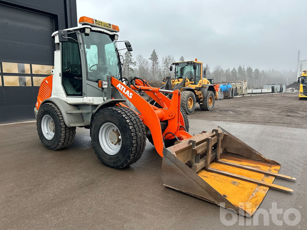 Atlas - Utovarivač na kotačima: slika Atlas - Utovarivač na kotačima Atlas - Utovarivač na kotačima: slika Atlas - Utovarivač na kotačima