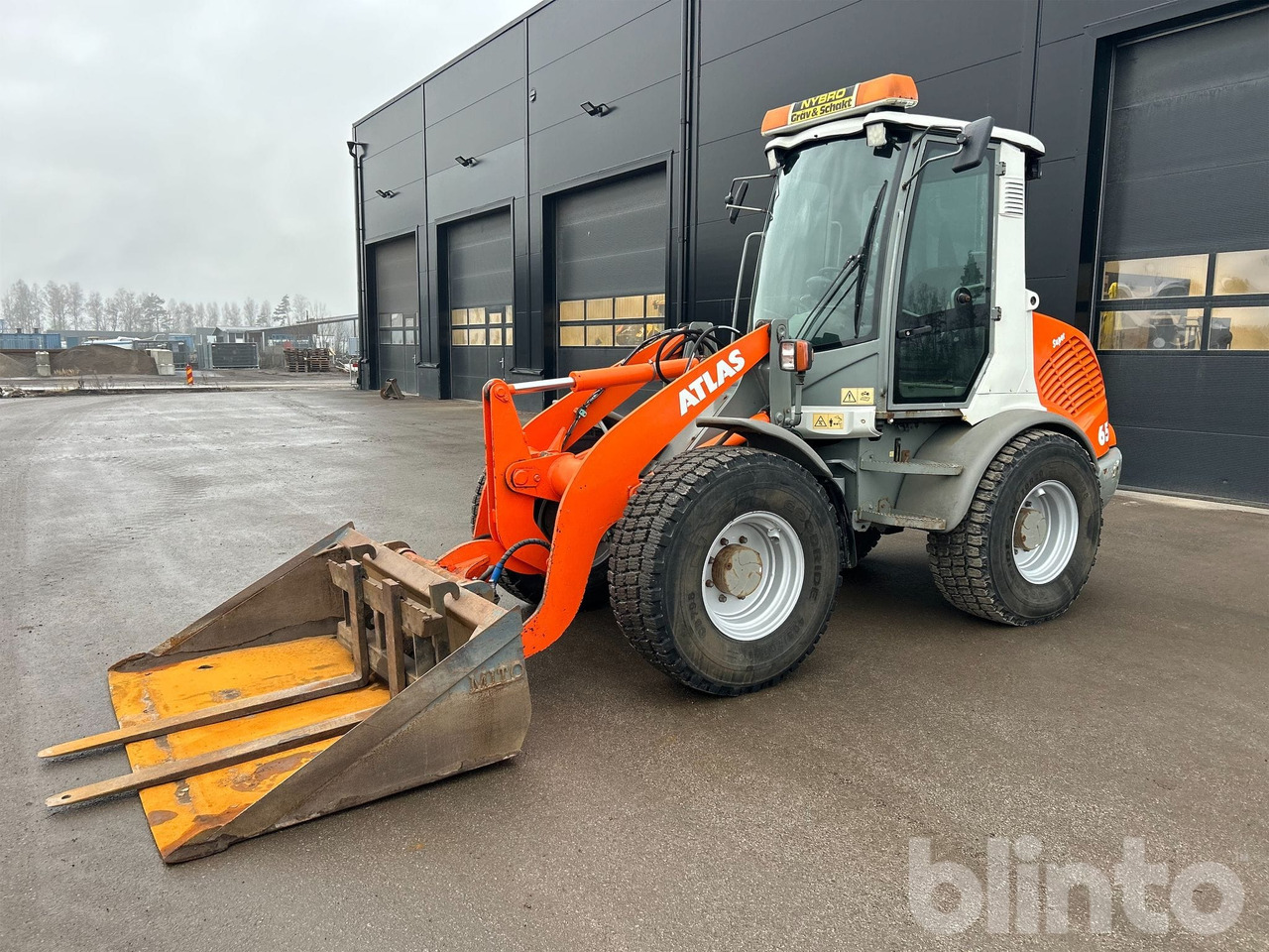 Atlas - Utovarivač na kotačima: slika Atlas - Utovarivač na kotačima Atlas - Utovarivač na kotačima: slika Atlas - Utovarivač na kotačima