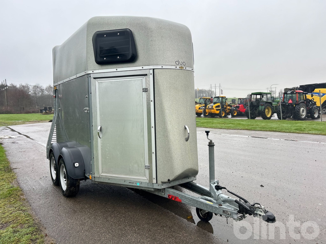 BÖCKMANN DUO SP-R - Prikolica za konje: slika BÖCKMANN DUO SP-R - Prikolica za konje BÖCKMANN DUO SP-R - Prikolica za konje: slika BÖCKMANN DUO SP-R - Prikolica za konje
