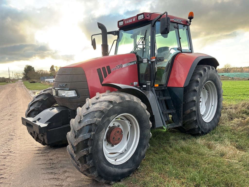 CASE IH CVX130 - Traktor: slika CASE IH CVX130 - Traktor CASE IH CVX130 - Traktor: slika CASE IH CVX130 - Traktor