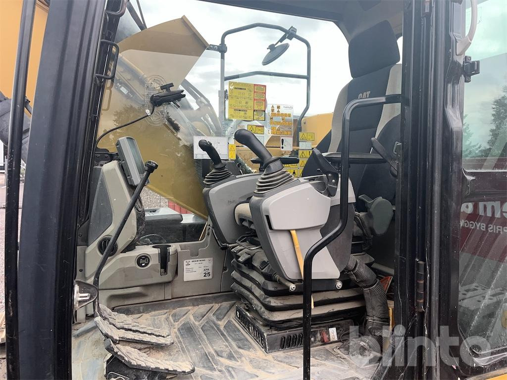 Bager gusjeničar CAT 312EL: slika Bager gusjeničar CAT 312EL Bager gusjeničar CAT 312EL: slika Bager gusjeničar CAT 312EL