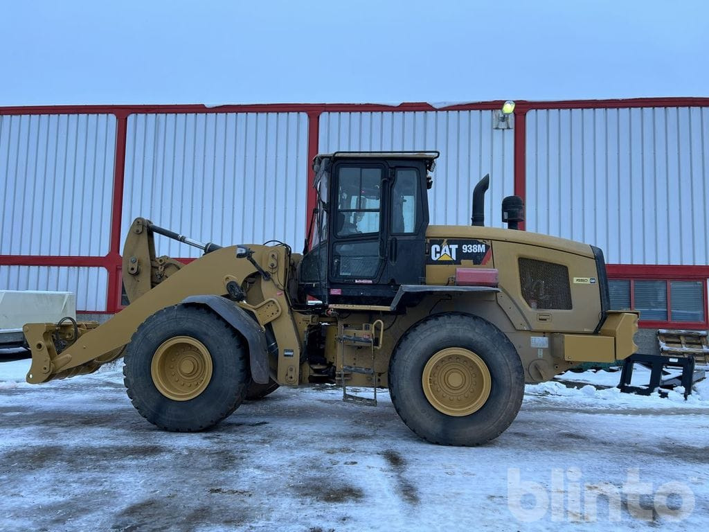 CAT 938M Lång bom - Utovarivač na kotačima: slika CAT 938M Lång bom - Utovarivač na kotačima CAT 938M Lång bom - Utovarivač na kotačima: slika CAT 938M Lång bom - Utovarivač na kotačima