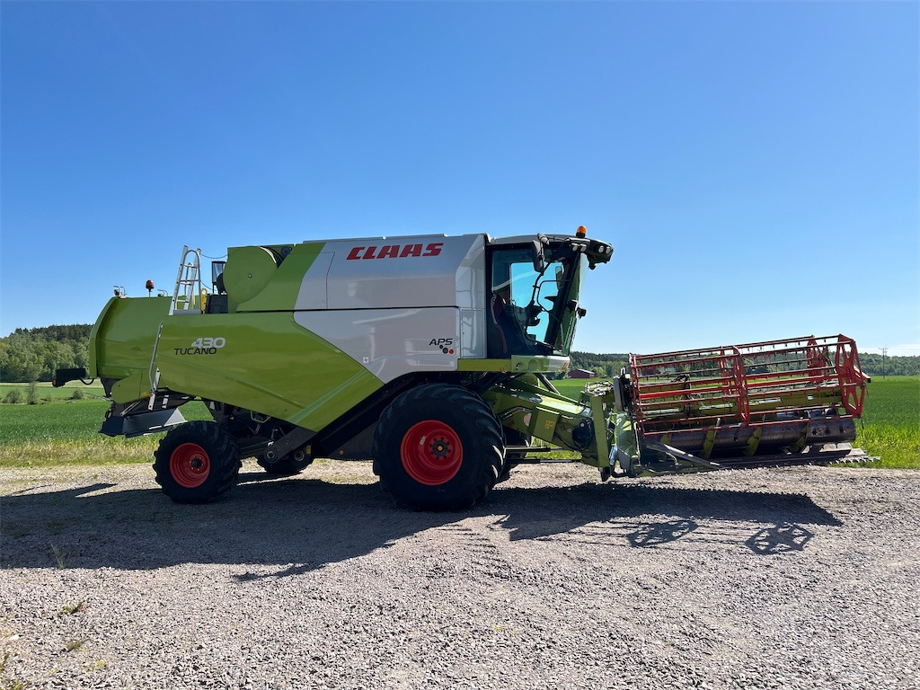 Claas tucano 430 - Kombajn za žetvu: slika Claas tucano 430 - Kombajn za žetvu Claas tucano 430 - Kombajn za žetvu: slika Claas tucano 430 - Kombajn za žetvu