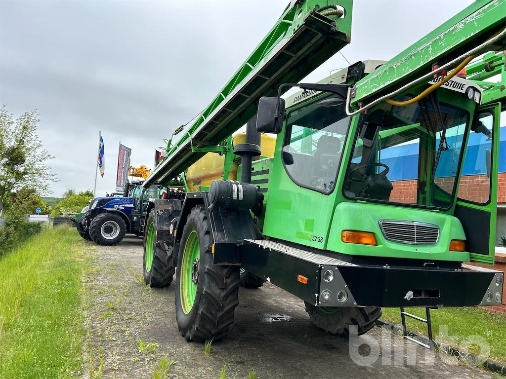 Dammann Trac DT 2000 H mit 4036 Aufbau - Samopogonjena prskalica: slika  Dammann Trac DT 2000 H mit 4036 Aufbau - Samopogonjena prskalica Dammann Trac DT 2000 H mit 4036 Aufbau - Samopogonjena prskalica: slika  Dammann Trac DT 2000 H mit 4036 Aufbau - Samopogonjena prskalica