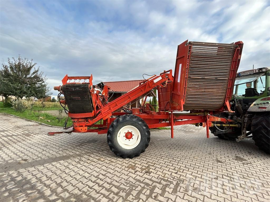 Dewulf - Kombajn za krumpir: slika Dewulf - Kombajn za krumpir Dewulf - Kombajn za krumpir: slika Dewulf - Kombajn za krumpir