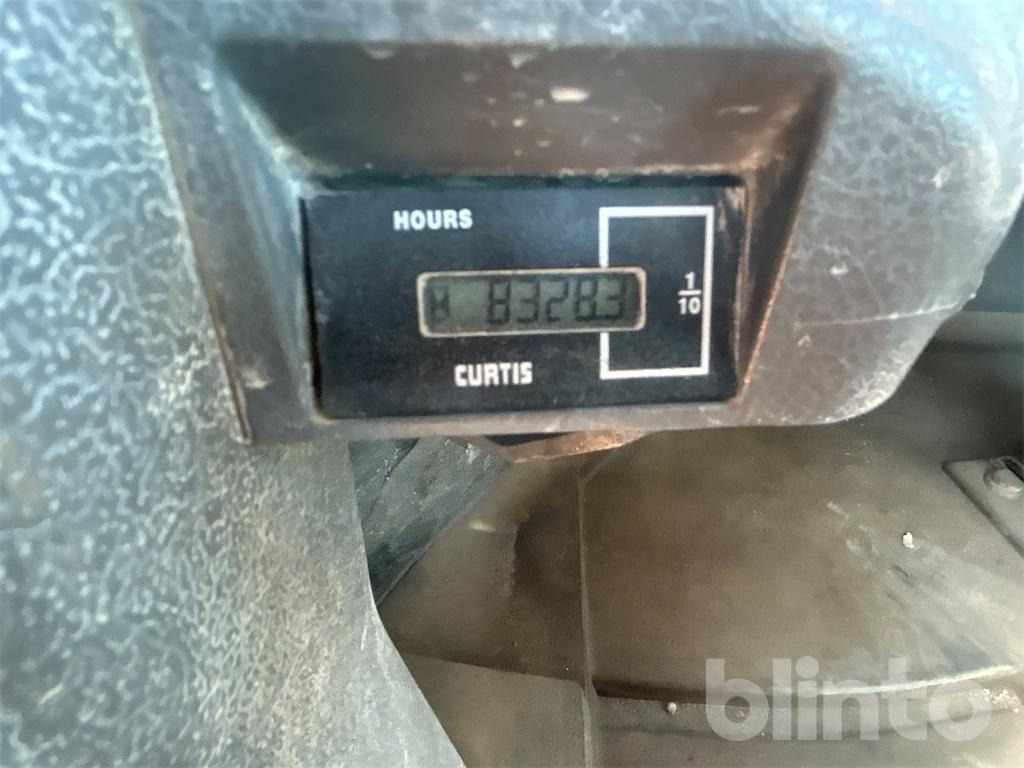 Doosan DL 300 (2012) - Utovarivač na kotačima: slika Doosan DL 300 (2012) - Utovarivač na kotačima Doosan DL 300 (2012) - Utovarivač na kotačima: slika Doosan DL 300 (2012) - Utovarivač na kotačima