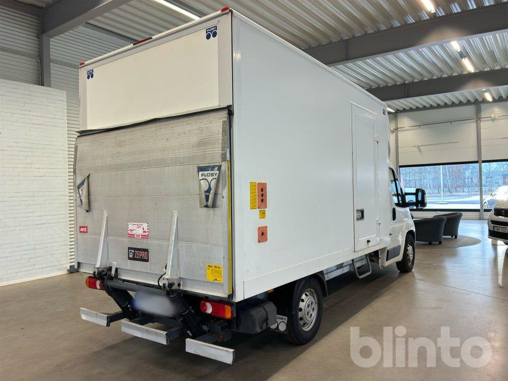 PEUGEOT - Dostavno vozilo: slika PEUGEOT - Dostavno vozilo PEUGEOT - Dostavno vozilo: slika PEUGEOT - Dostavno vozilo