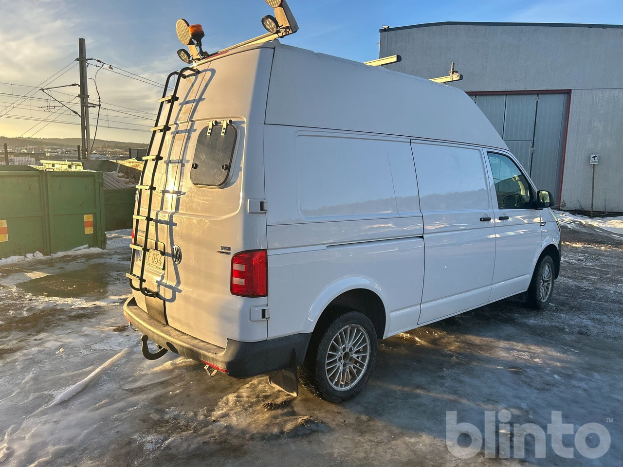 VOLKSWAGEN, Transporter 4M - Dostavno vozilo: slika VOLKSWAGEN, Transporter 4M - Dostavno vozilo VOLKSWAGEN, Transporter 4M - Dostavno vozilo: slika VOLKSWAGEN, Transporter 4M - Dostavno vozilo