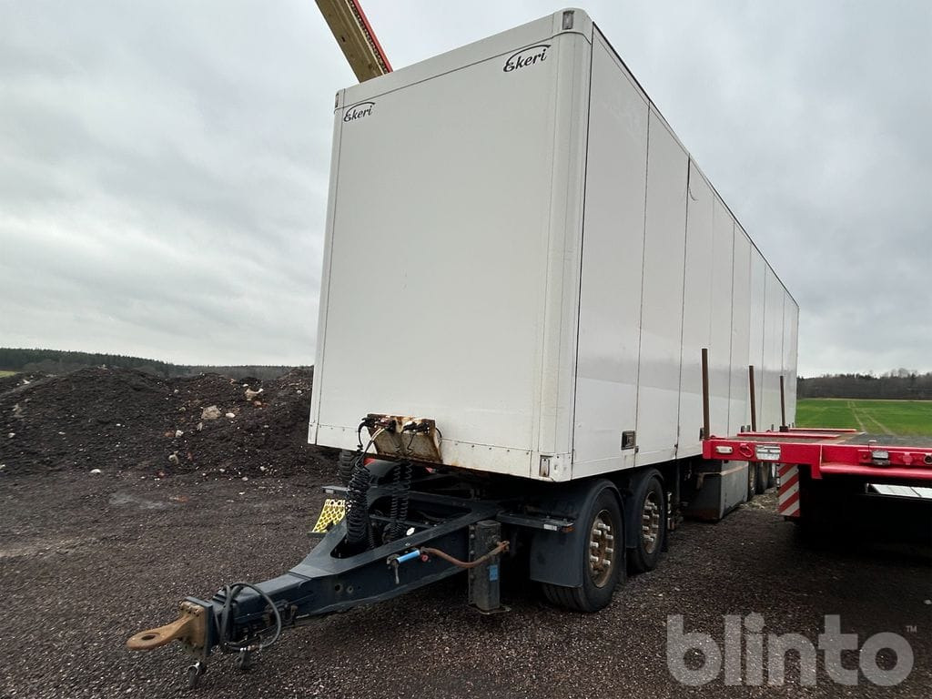 Ekeri/Krone - Prikolica sa zatvorenim sandukom: slika Ekeri/Krone - Prikolica sa zatvorenim sandukom Ekeri/Krone - Prikolica sa zatvorenim sandukom: slika Ekeri/Krone - Prikolica sa zatvorenim sandukom