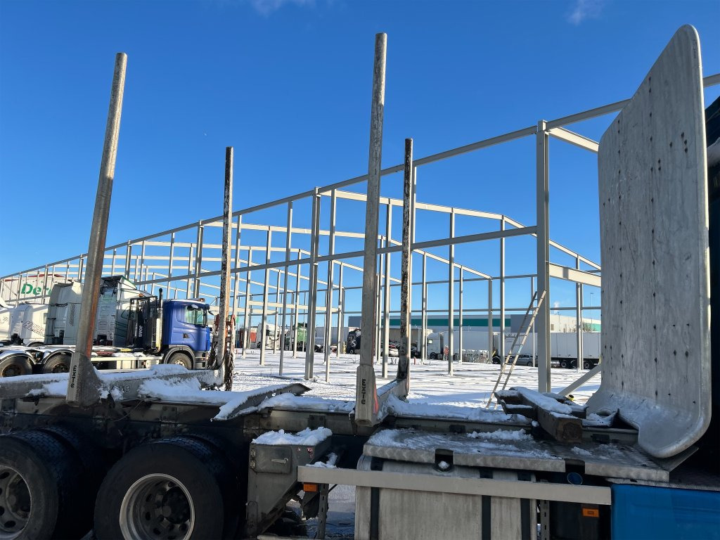 Exte - Tovarni sanduk: slika Exte - Tovarni sanduk Exte - Tovarni sanduk: slika Exte - Tovarni sanduk