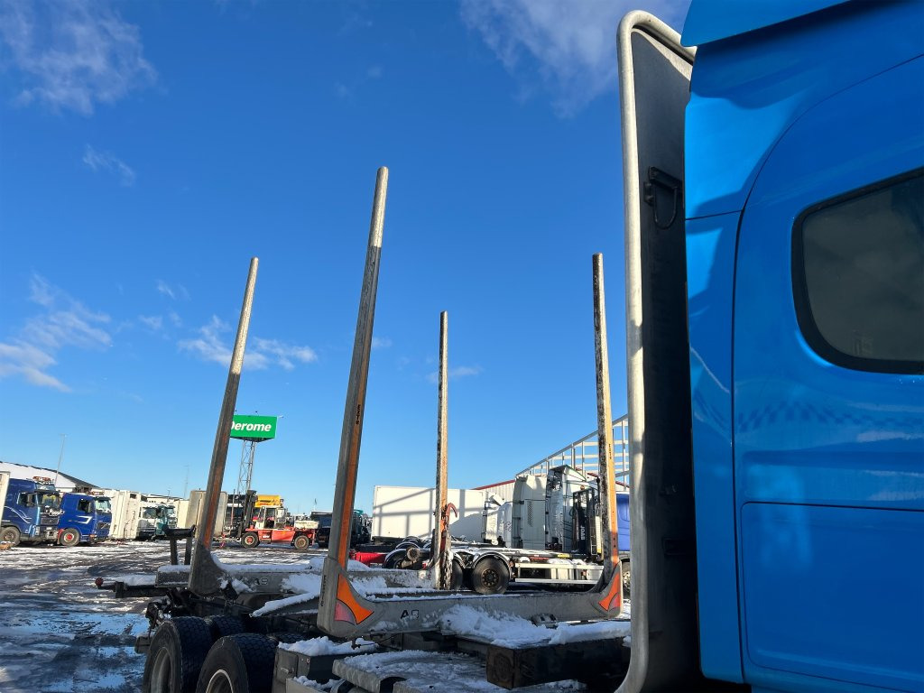 Exte - Tovarni sanduk: slika Exte - Tovarni sanduk Exte - Tovarni sanduk: slika Exte - Tovarni sanduk