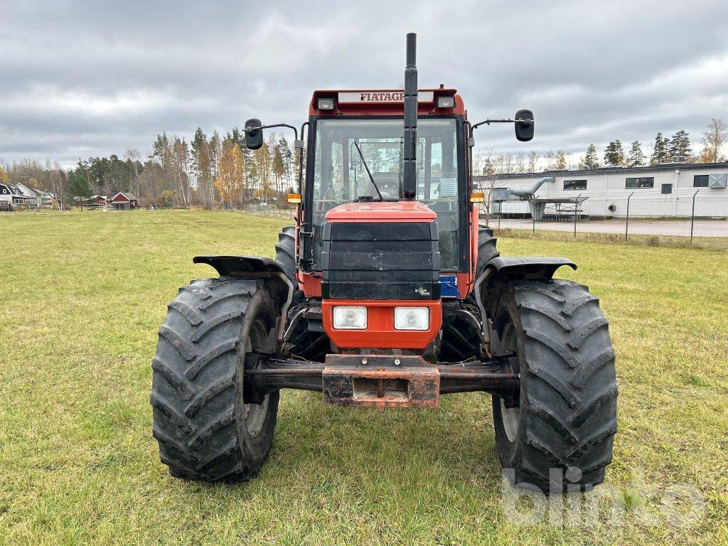 FIAT F 120 DT - Traktor: slika FIAT F 120 DT - Traktor FIAT F 120 DT - Traktor: slika FIAT F 120 DT - Traktor