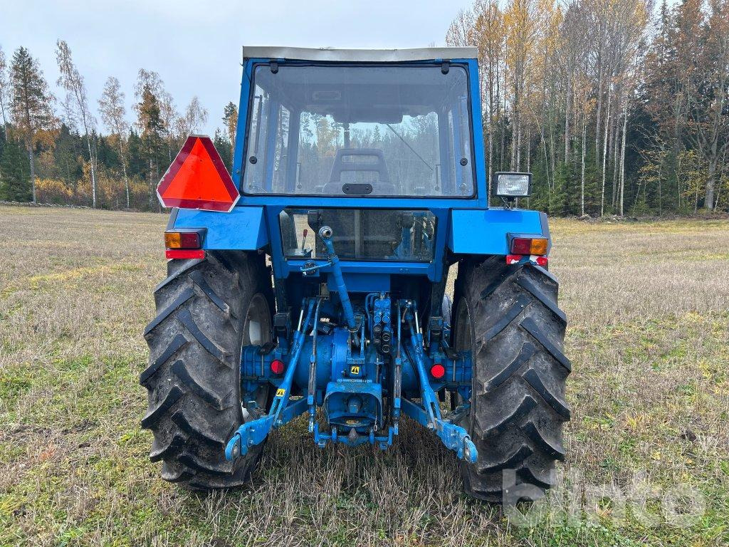 FORD 4610 (låg drifttid) - Traktor: slika  FORD 4610 (låg drifttid) - Traktor FORD 4610 (låg drifttid) - Traktor: slika  FORD 4610 (låg drifttid) - Traktor