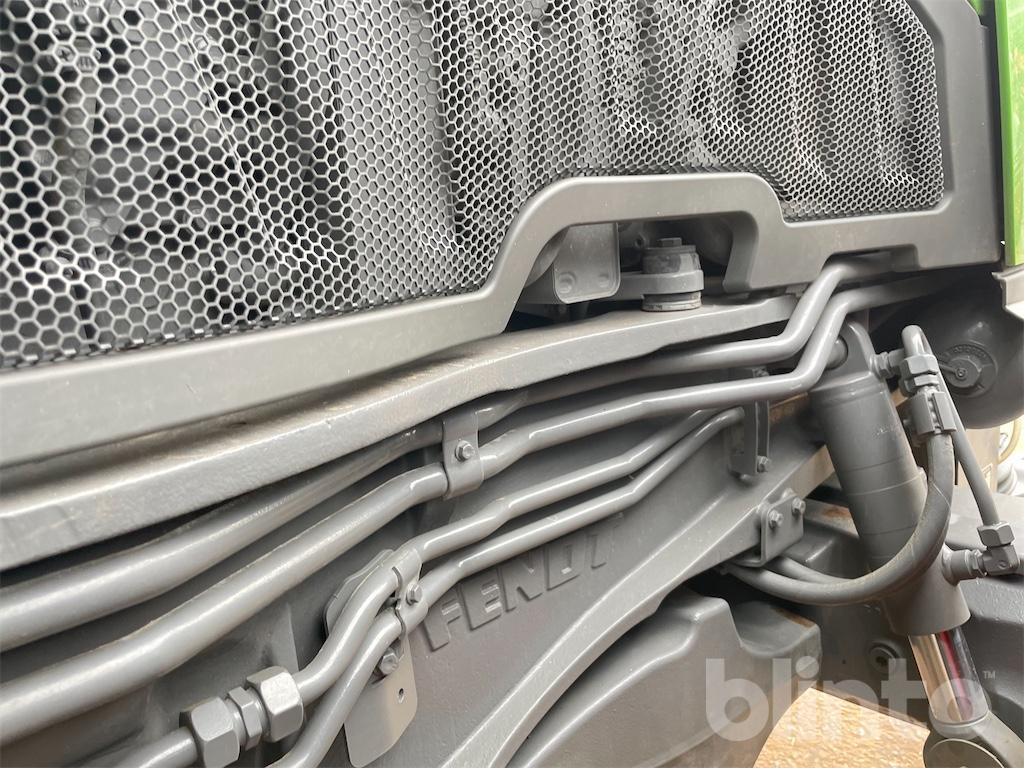Traktor Fendt 828 Vario: slika Traktor Fendt 828 Vario