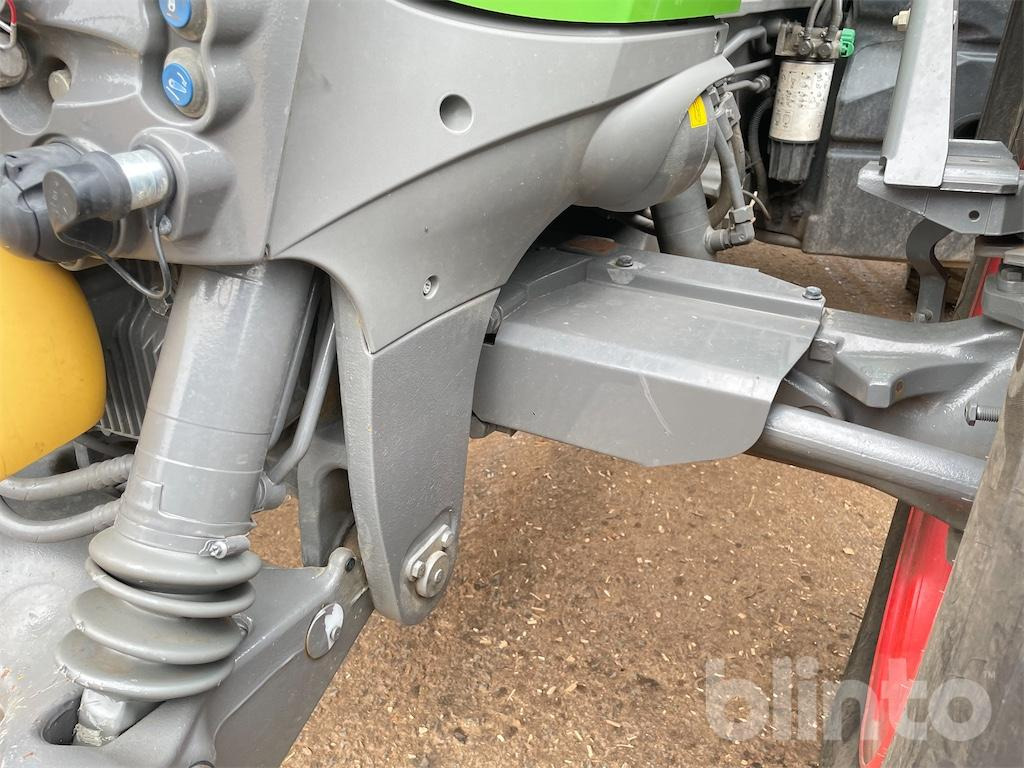 Traktor Fendt 828 Vario: slika Traktor Fendt 828 Vario
