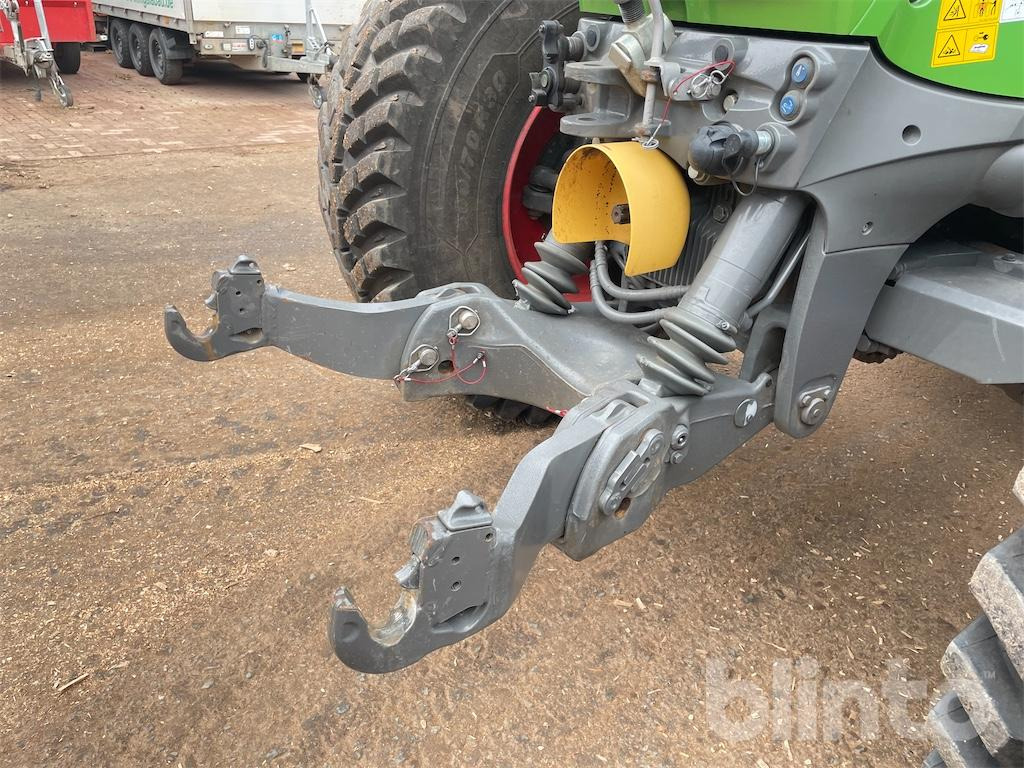 Traktor Fendt 828 Vario: slika Traktor Fendt 828 Vario