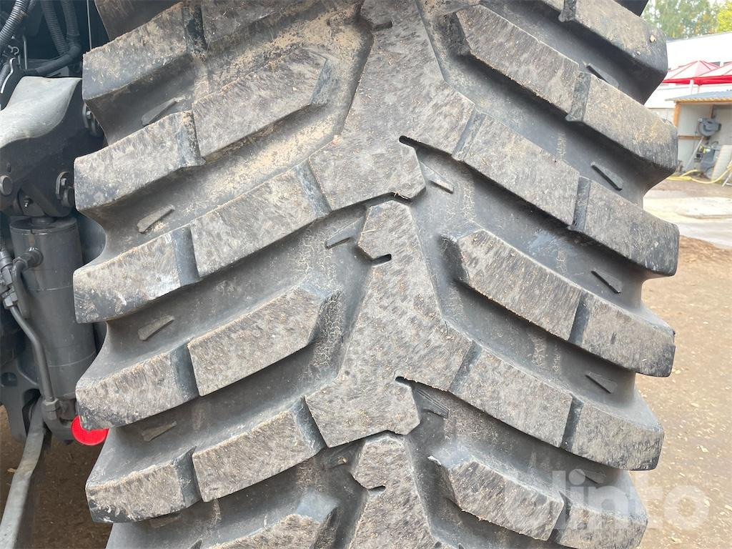 Traktor Fendt 828 Vario: slika Traktor Fendt 828 Vario