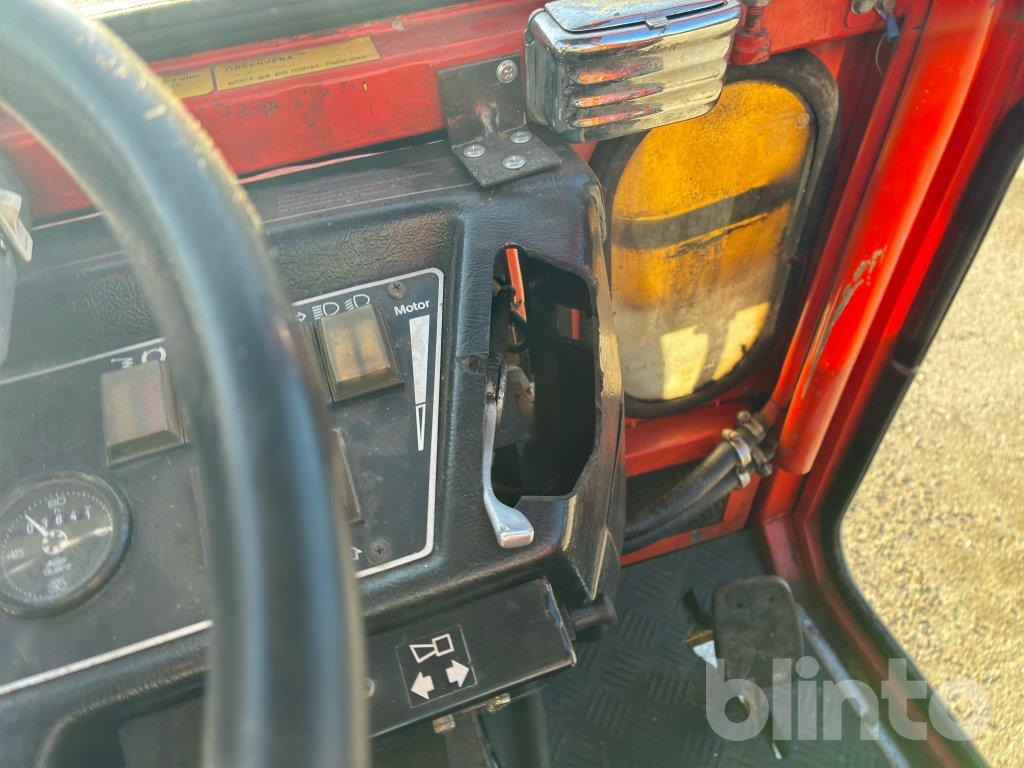 Traktor HAKOTRAC 3800 D: slika Traktor HAKOTRAC 3800 D Traktor HAKOTRAC 3800 D: slika Traktor HAKOTRAC 3800 D