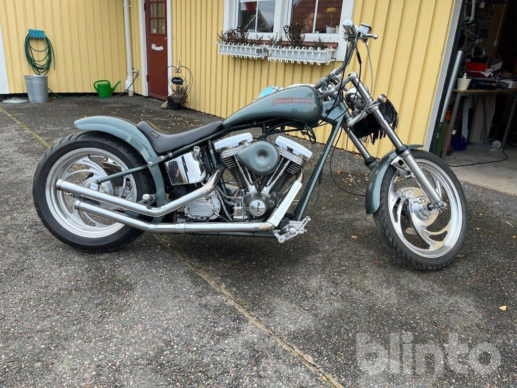Harley Davidson Softail - Motocikl: slika Harley Davidson Softail - Motocikl Harley Davidson Softail - Motocikl: slika Harley Davidson Softail - Motocikl