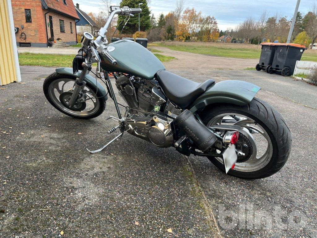 Harley Davidson Softail - Motocikl: slika Harley Davidson Softail - Motocikl Harley Davidson Softail - Motocikl: slika Harley Davidson Softail - Motocikl